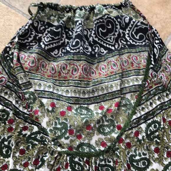 3/$25 NWOT Wet Seal halter style top - Picture 5 of 8